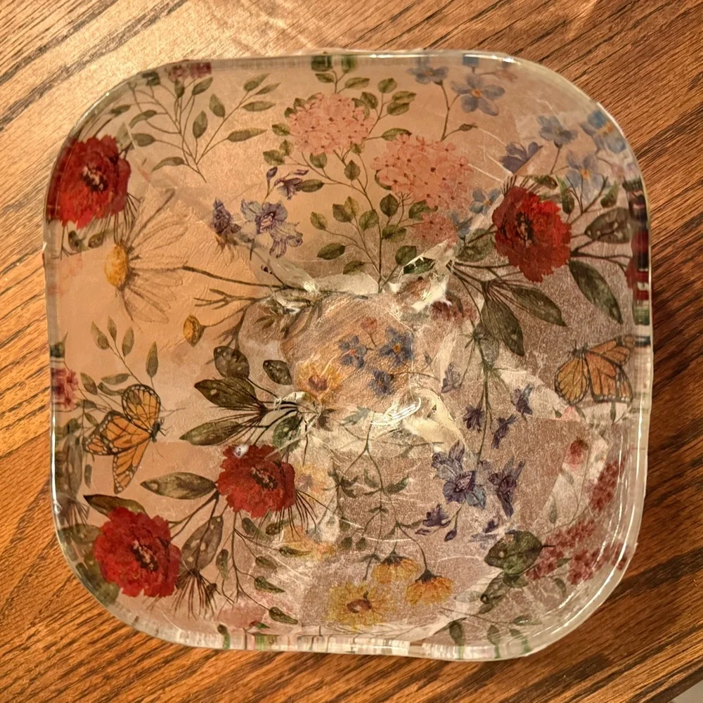 Floral Glass Makeup Bowl Organizer with Red and Green Accents